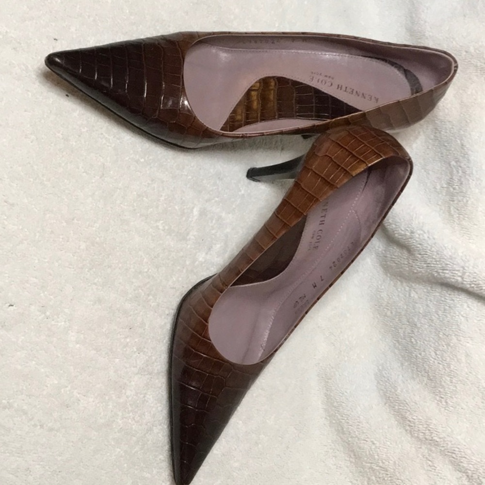 Kenneth Cole Brown Croc-Embossed Heels